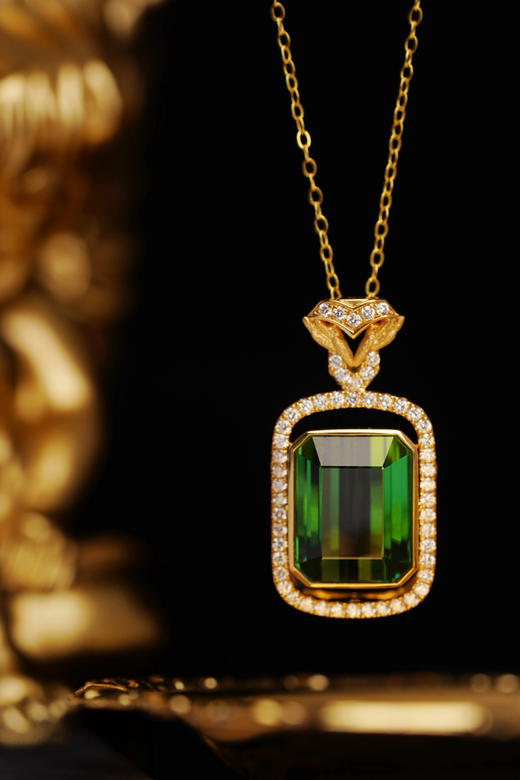 8.69ct收藏级绿碧玺 商品图0