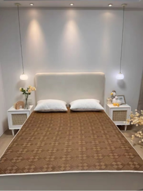 😎【双面可用 酷暑必备】多功能四季款加厚双面两用冰藤席软垫🥰 这款藤席是你很好的选择，🔥用料天然，健康环保！ ✅ 冰藤面料，光滑无毛刺，夏季清凉不黏腻☺️，瞬间降温 凉而不冰 一席多用！