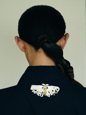 999飞蛾胸针项链两用款·身体镀金