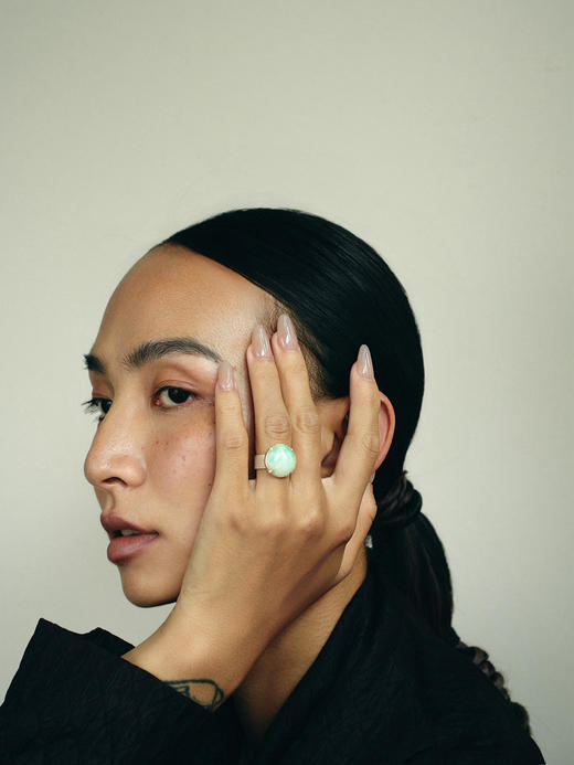 翡翠扣银编戒指 商品图0