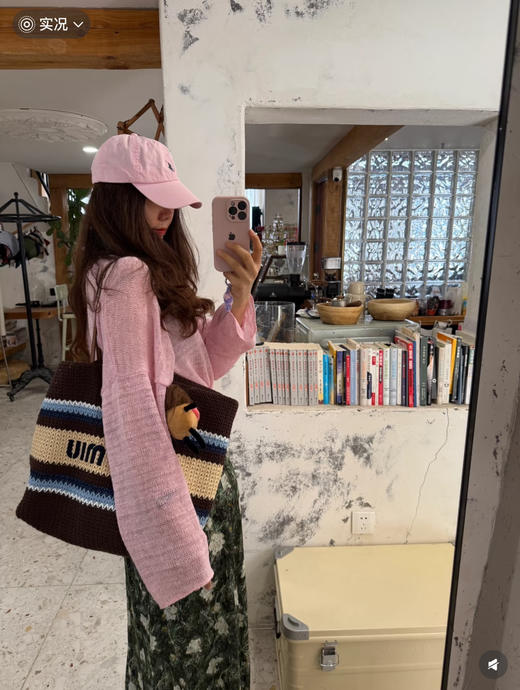 原厂皮𝐦𝐢𝐮 拉菲草编织包 商品图1