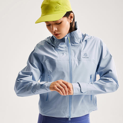 KAILAS凯乐石 户外运动 女款冲锋衣 KG2511204 商品图1