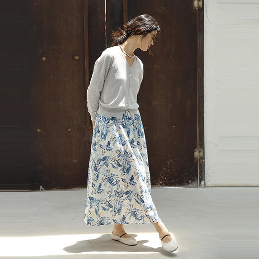 绽放女装411朵/【莫兰迪系列】双支数亚麻底布印花松紧腰半身裙女 商品图2