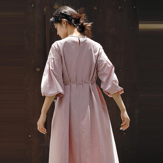 绽放旅行女装414朵/【莫兰迪系列】水洗长绒棉落肩灯笼袖连衣裙夏 商品图3