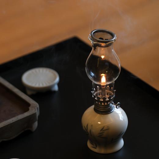 复古煤油灯熏香炉+海南棋楠原材 | 重现“隔火熏香”古法薰香，融合复古灯影与袅袅香氛，营造宋人“焚香点茶”的东方雅趣 商品图1