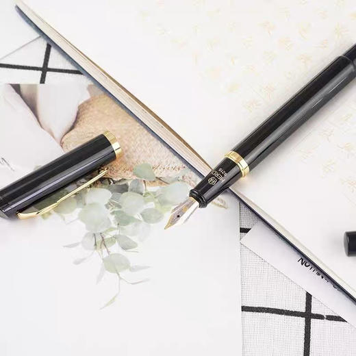 英雄9215美工钢笔 商品图1