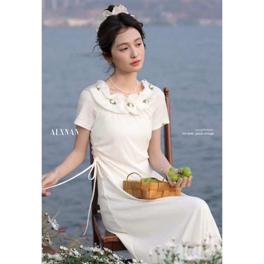 鹿向南「初茶绽蕊」杏色斜领露肩短袖假两件连衣裙女夏季收腰长裙DYL661746 商品图2