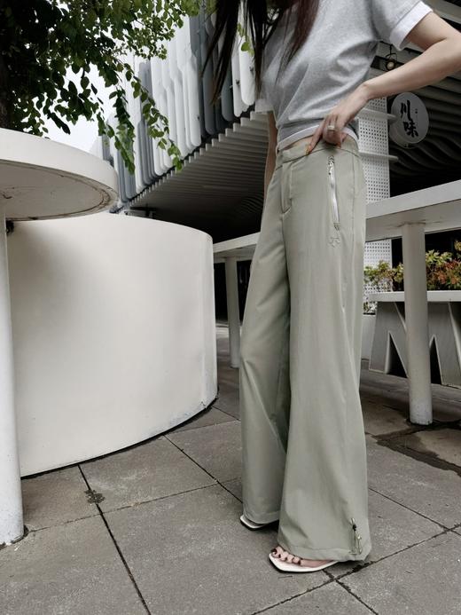 点此购买 迪桑特WOMEN' STUDIO系列女士梭织运动长裤 37 324106 商品图11