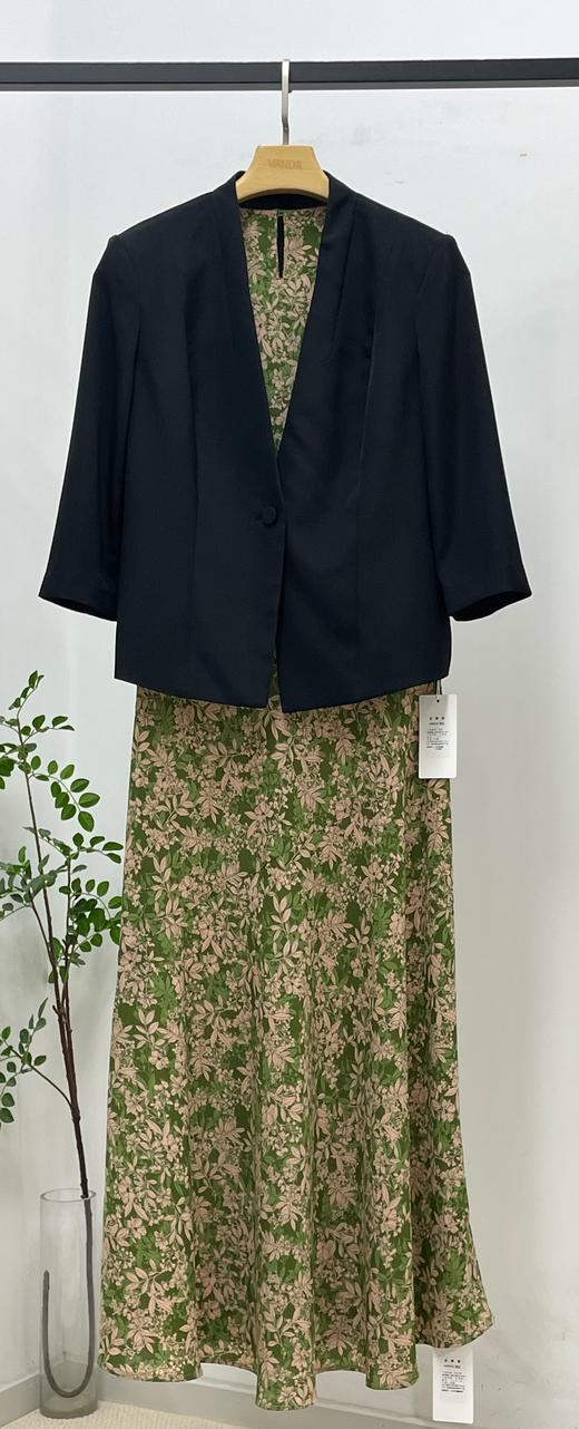 斜裁印花连衣裙 商品图1