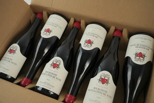 【四周年特价】2022/2023年法国勃艮第帕西雍酒庄/双狗抱树上夜丘黑皮诺干红 商品图5