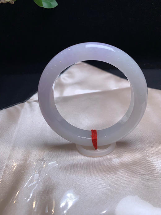 620469，55紫罗兰手镯，大半圈带粉紫底，干净清新 仙仙的，干净秀气 商品图2