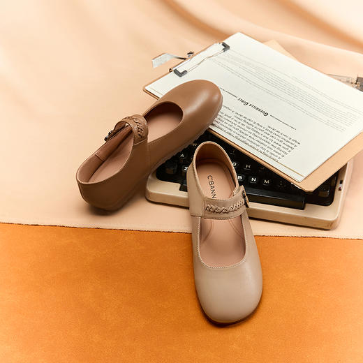 千百度轻便薄底玛丽珍鞋女羊皮全包勃肯鞋浅口单鞋A25487304 商品图1