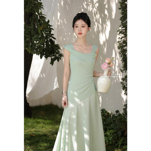 鹿向南「茶茉次方」法式浅绿色吊带连衣裙女夏季收腰显瘦气质裙子DYL661765 商品图0