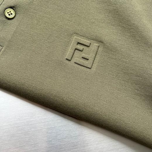 点此购买 芬迪夏季男士双F压花简标休闲短袖POLO衫 md 324167 商品图13