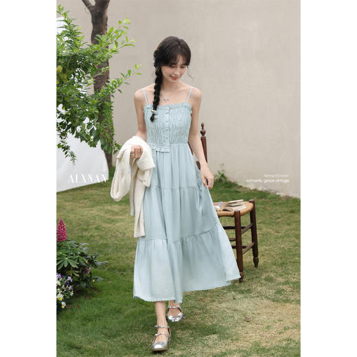 鹿向南「筠雾微风」气质吊带连衣裙女2025新款夏无袖收腰长裙J12503LYQ 商品图3