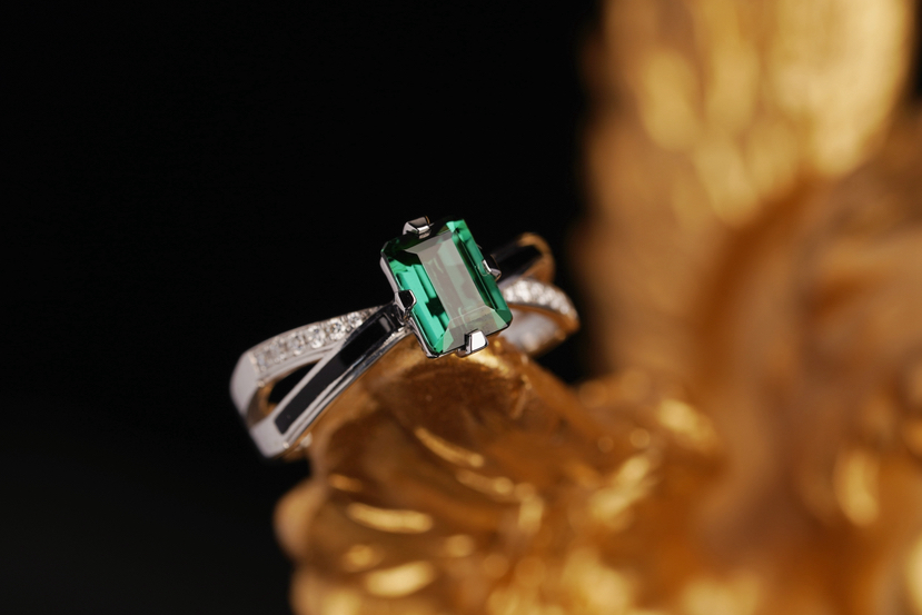 1.14ct电光蓝绿碧玺