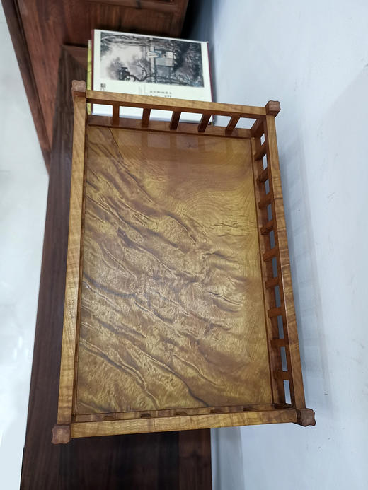 楠木竖棂格茶柜 商品图11