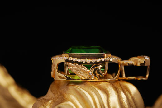 8.69ct收藏级绿碧玺 商品图5