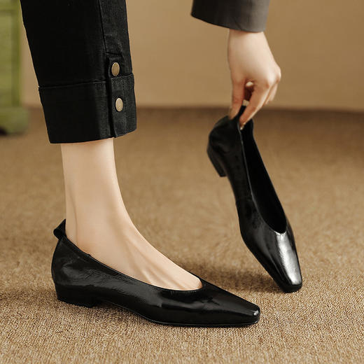 【预售5天】枪色浅口单鞋方头，法式低跟小皮鞋百搭软皮奶奶鞋LG&82-1108 商品图4