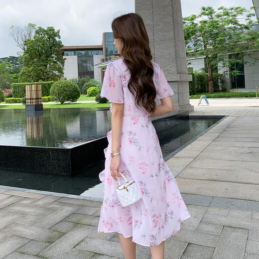 奢姿大码女装2025夏季减龄荷叶边方领连衣裙胖妹妹碎花时尚裙子9952858492 商品图3