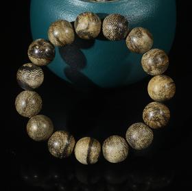 BC.ZT7.10-6   达拉干(手串) ，22.33g