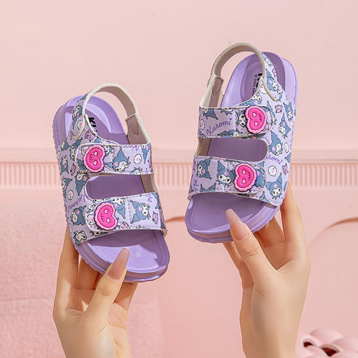 【有颜有趣，呆萌形象，好看好穿】三丽鸥夏季新款 卡通魔术扣凉鞋 女童沙滩一字凉拖鞋 中童库洛米鞋子-QA 商品图4