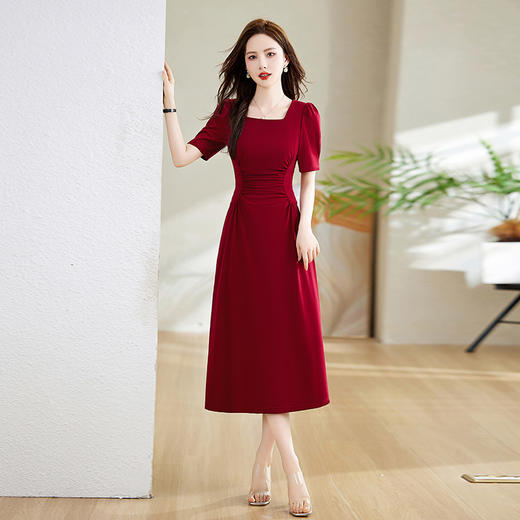 设计高级感收腰显瘦舒适透气清凉连衣裙女2025夏上新高腰方领裙子QIXFS245275 商品图2