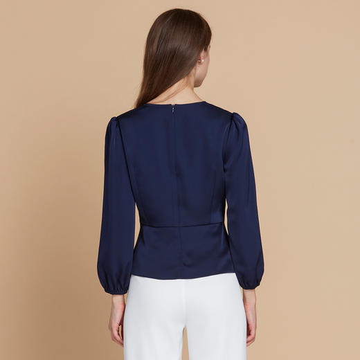 【缎面通勤收腰上衣】EITIE爱特爱气质V领优雅蓝色2025秋季新款C2513824 商品图4
