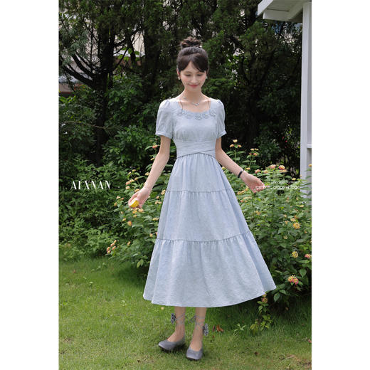 鹿向南「琉璃海岸」蓝色法式短袖连衣裙女夏季收腰长裙气质a字裙 商品图3