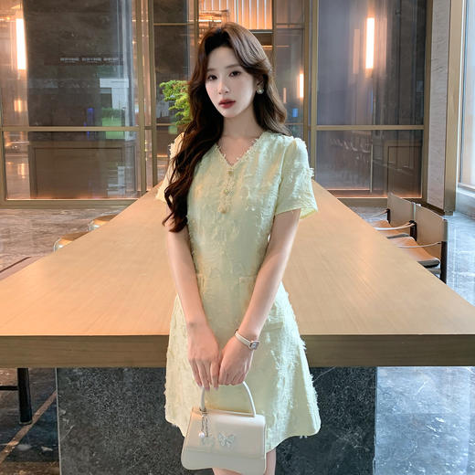 奢姿大码女装2026夏季减龄粗花半开领连衣裙胖妹妹时尚轻奢裙子9952869852 商品图4