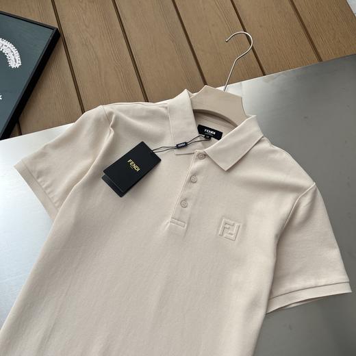 点此购买 芬迪夏季男士双F压花简标休闲短袖POLO衫 md 324167 商品图4
