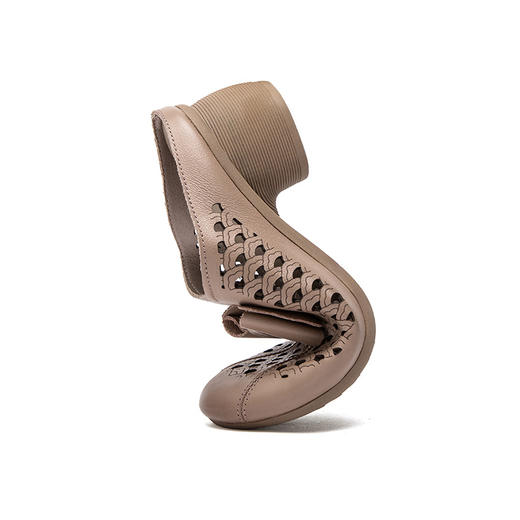 MLD 88633拖鞋真皮镂空粗高跟鞋民族风花朵包头凉拖 商品图3