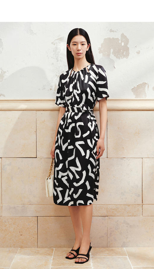 【奥莱季专区】恩裳INSUN女装连衣裙9C64205260 商品图1