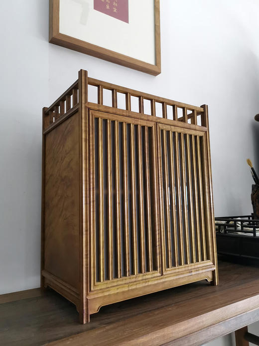 楠木竖棂格茶柜 商品图8