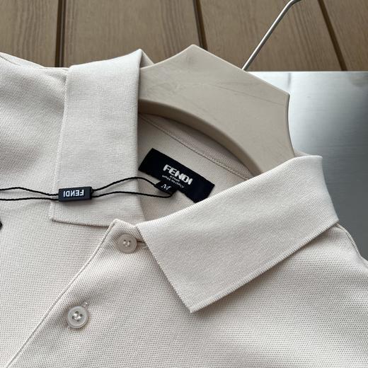 点此购买 芬迪夏季男士双F压花简标休闲短袖POLO衫 md 324167 商品图7