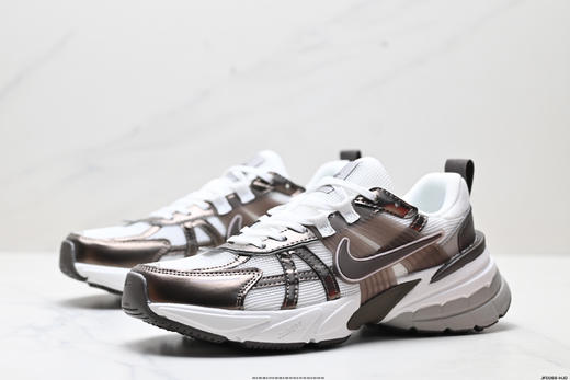 耐克NIKE V2K RUN复古休闲运动跑步鞋HV6416-200男女鞋 商品图3