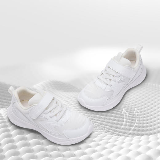 卡特兔儿童运动鞋2025秋季新款幼儿园小白鞋防滑耐磨透气跑步鞋 商品图2
