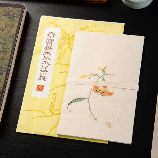 70-80年代荣宝斋制套色木版水印信笺 商品图0