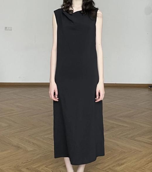 福利重磅！LM风干丝荡领连衣裙   里外真丝  直筒版型一片式连衣裙 商品图1