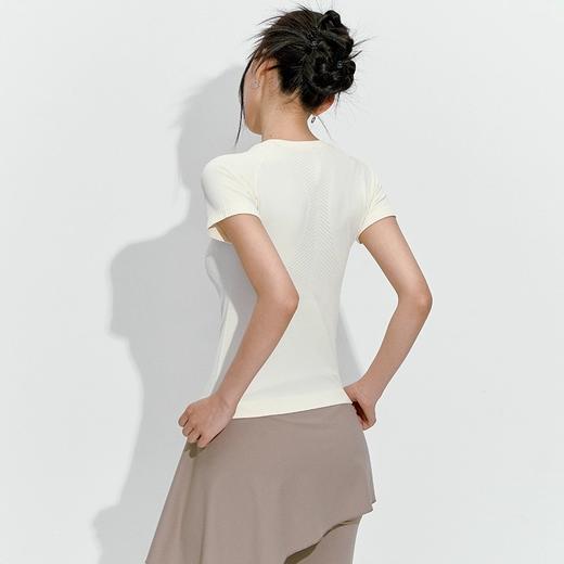 【3~5天发货】跃牌【美度空间】系列 新款无缝瑜伽短袖女T恤跑步薄款瑜伽服TX53001（预售8月初出货） 商品图1