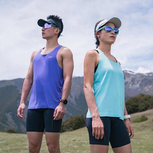 UTO/悠途 轻量运动背心 男女款夏季无袖圆领马拉松跑步速干背心-分销
 商品图3