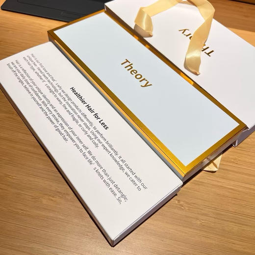 原单正品 Theory新升级猪鬃护发梳按摩头皮梳子家用便携梳可水洗礼盒
Size尺寸：25cm
Fabric材料：pp➕麦秸杆（可降解环保料）/野生猪鬃毛
原价69.9欧 商品图9