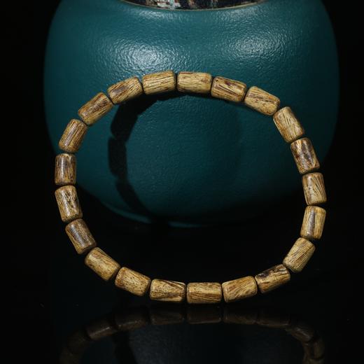 BC.ZT7.11-3   马泥涝(桶珠)手串，3.76g 商品图0