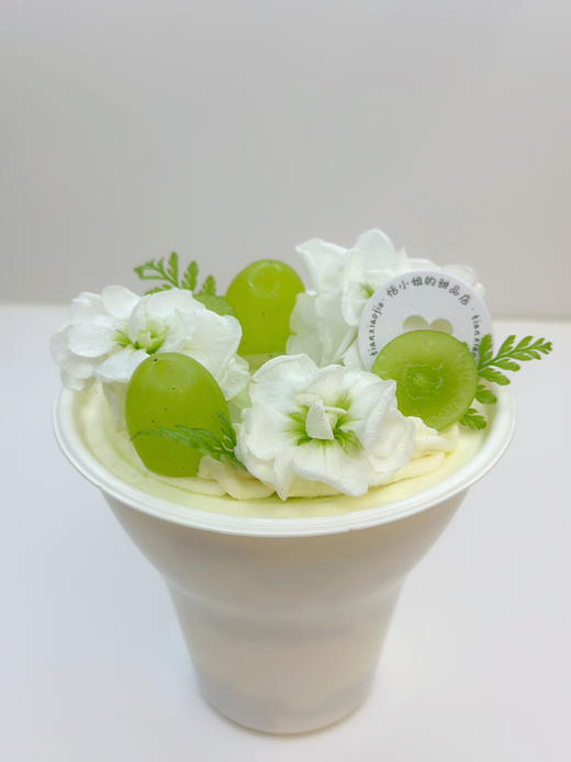 伯牙绝弦：手握蛋糕杯，鲜花随机清洗后装饰，不可食用 商品图3