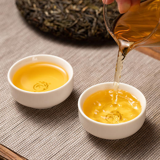 凤宁号【建厂纪念饼·凤起】普洱生茶饼357克/饼 商品图5