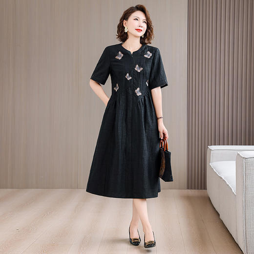 A9010 气质减龄时尚刺绣蝴蝶连衣裙 商品图0