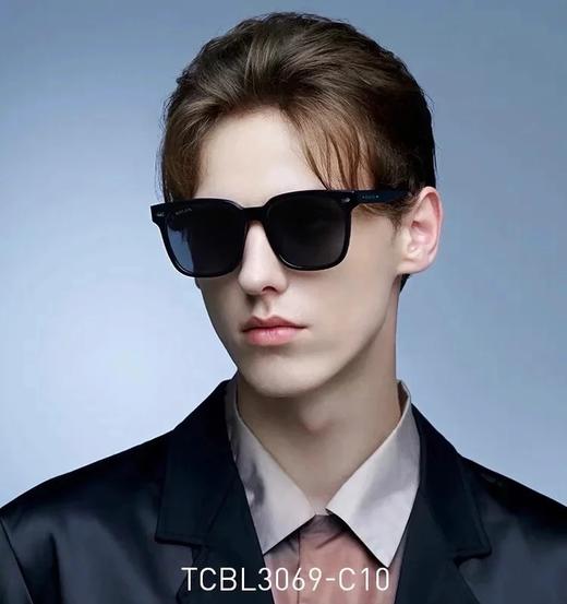 正品男女同款暴龙高清偏光防晒太阳墨镜 商品图2