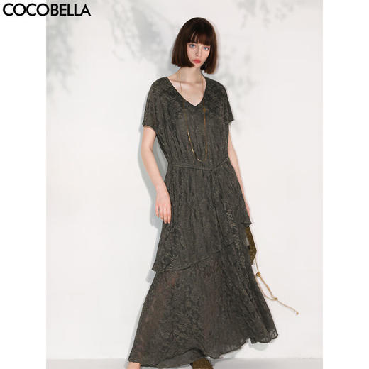 COCOBELLA重工镂空蕾丝假两件针织连衣裙气质V领长裙FR3058 商品图0