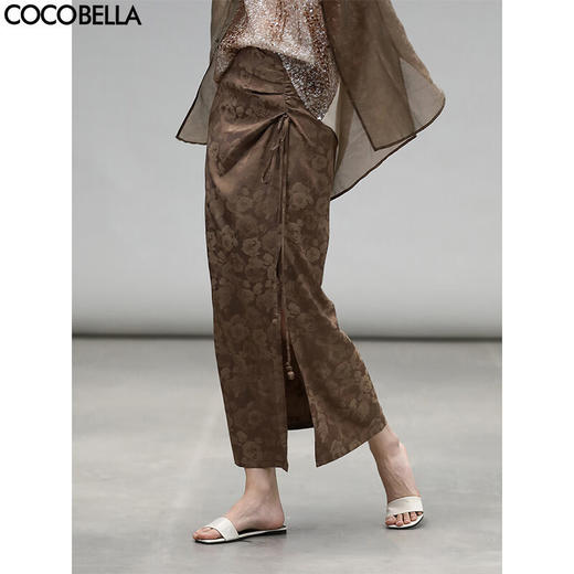 COCOBELLA奢感新国风暗纹提花丝光缎面垂坠丝滑半身裙HS7047 商品图0