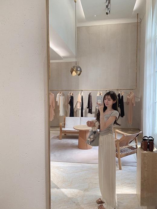 金蘑菇菇 呼吸感慵懒 天丝皱皱裤/夏日半永久 垂感天丝拖地休闲裤 商品图3